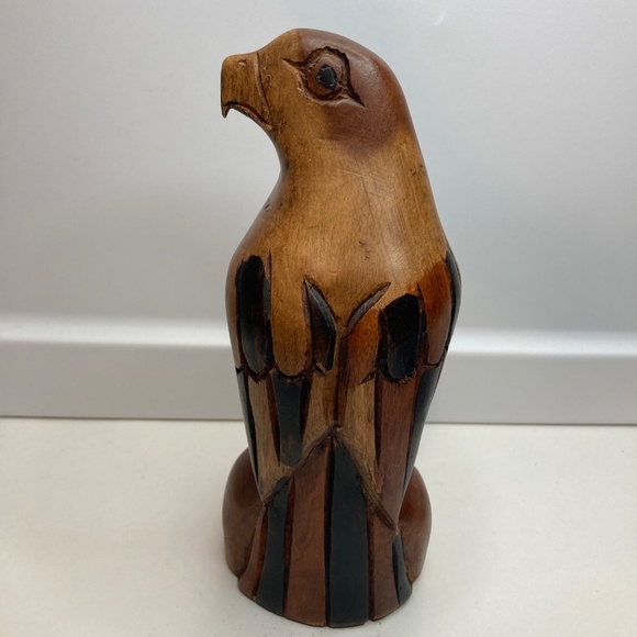 Hand Carved Wood Bald Eagle or Hawk Figurine 8.75” Tall Bird Statue - Picture 3 of 11